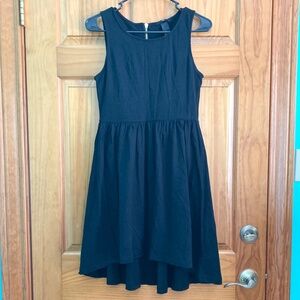 Women’s size small H&M black A-line sleeveless dress with exposed zipper
